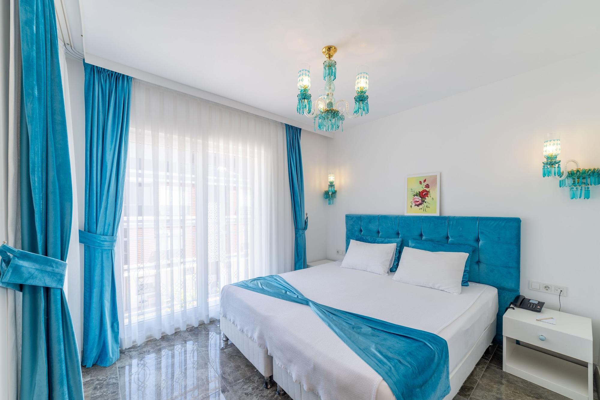 Yazar Lara Otel Antalya