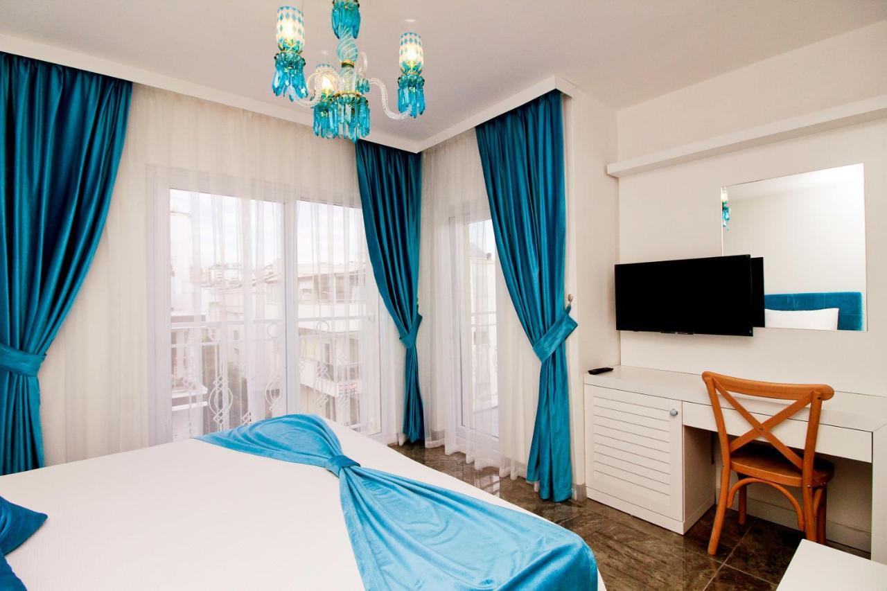 Otel Yazar Lara