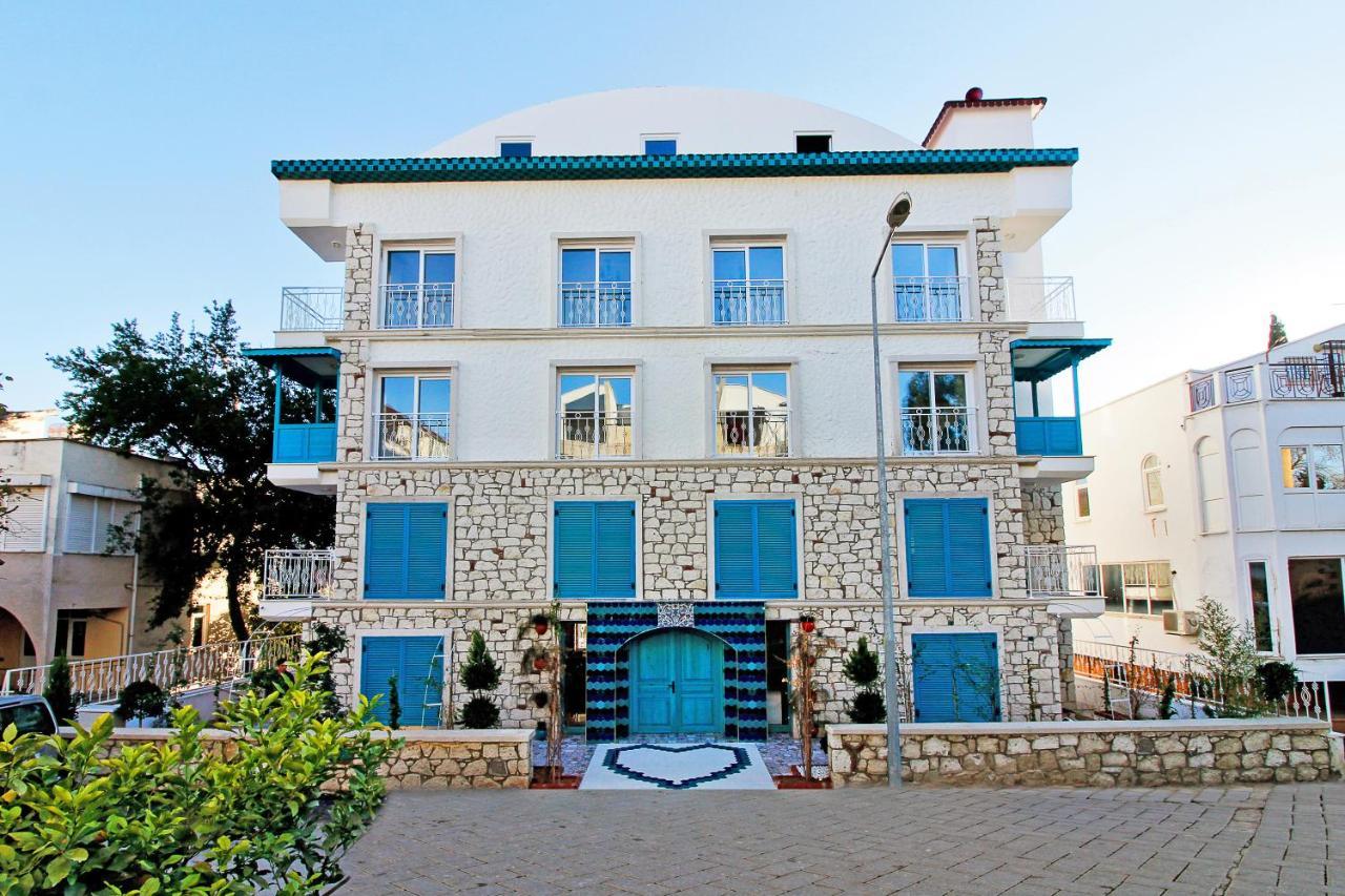 Otel Yazar Lara